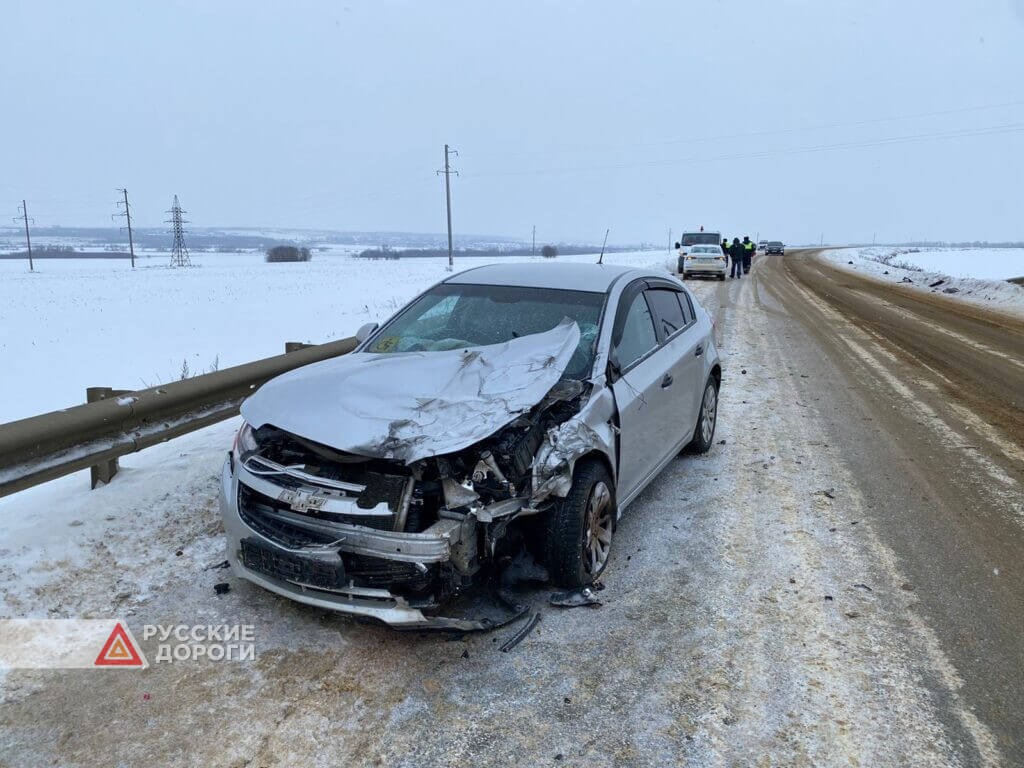 Пьяный водитель вылетел на встречную полосу