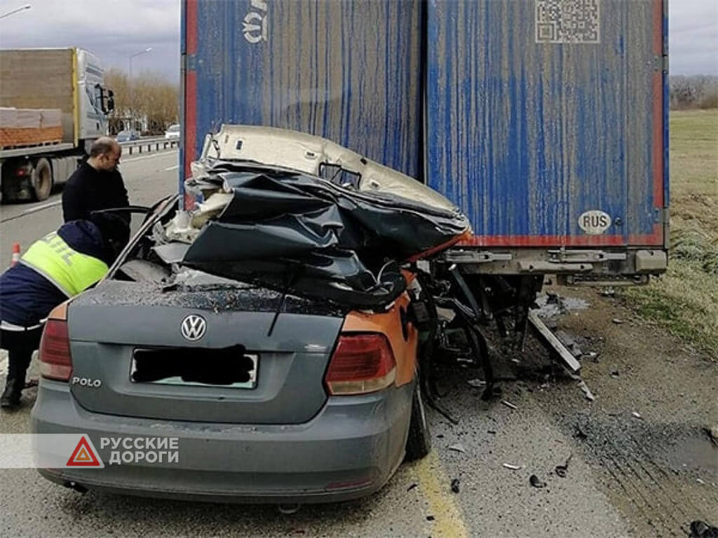 20-летний водитель погиб в ДТП под Горячим Ключом