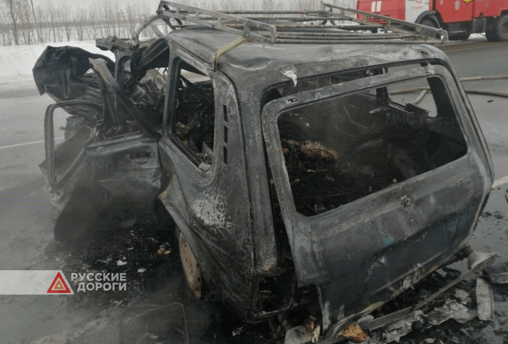 Два человека сгорели в машине после ДТП на трассе Оренбург &#8212; Самара