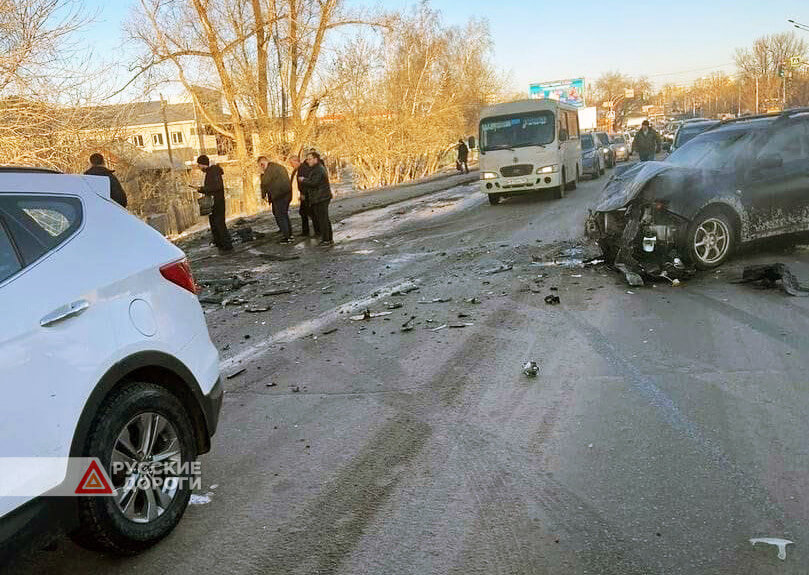 Женщина и ребенок погибли в массовом ДТП в Барнауле