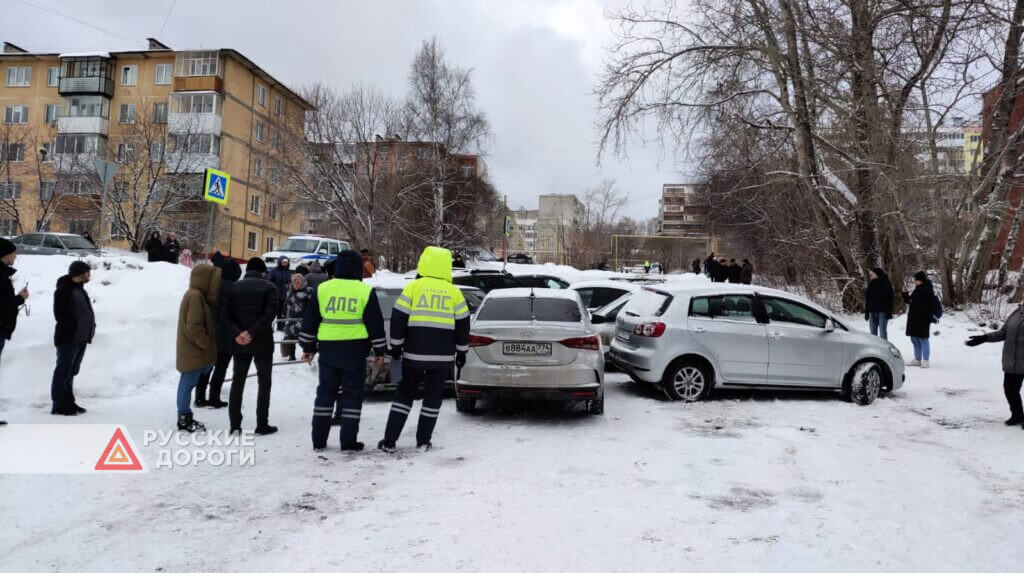 17 автомобилей столкнулись в Златоусте Челябинской области