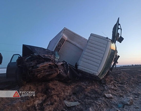 Водитель и пассажир Hyundai скончались на месте ДТП в Самарской области