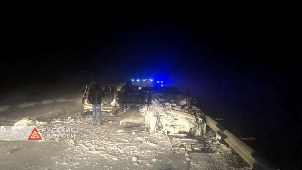 Трое разбились в сильную метель в Челябинской области