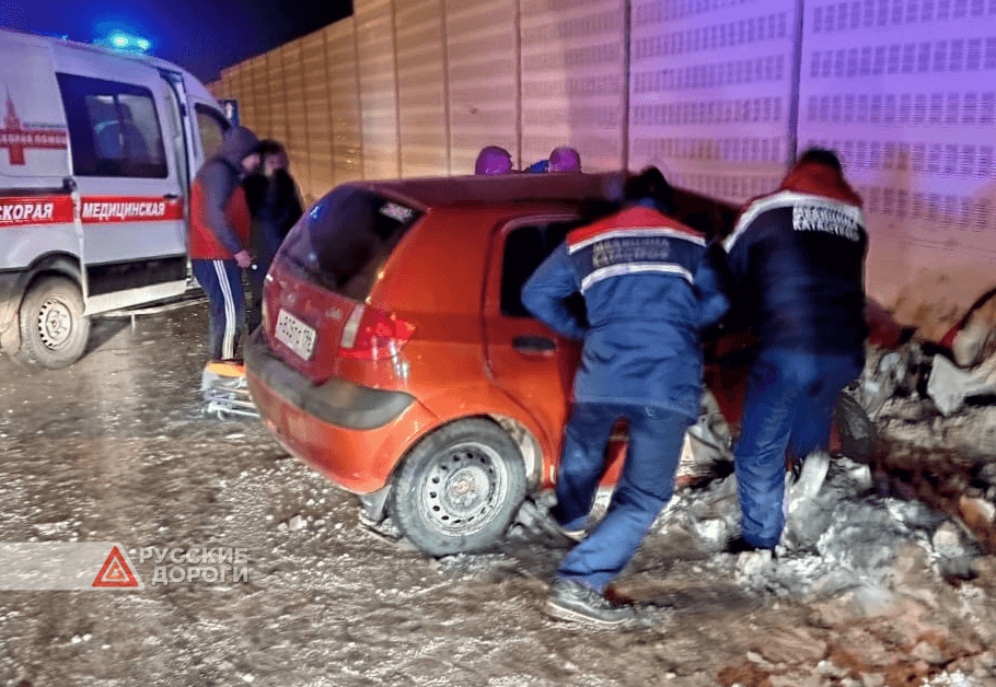 Две девушки-ровесницы разбились на Кольцовском тракте в Екатеринбурге