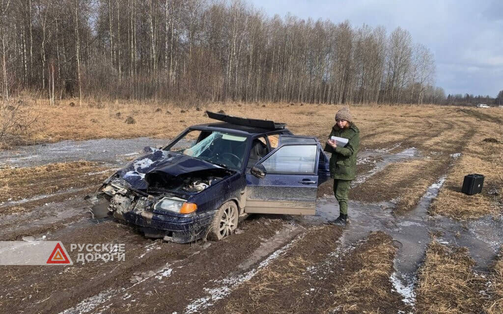 В Томской области пьяный полицейский сбил двух 16-летних девушек