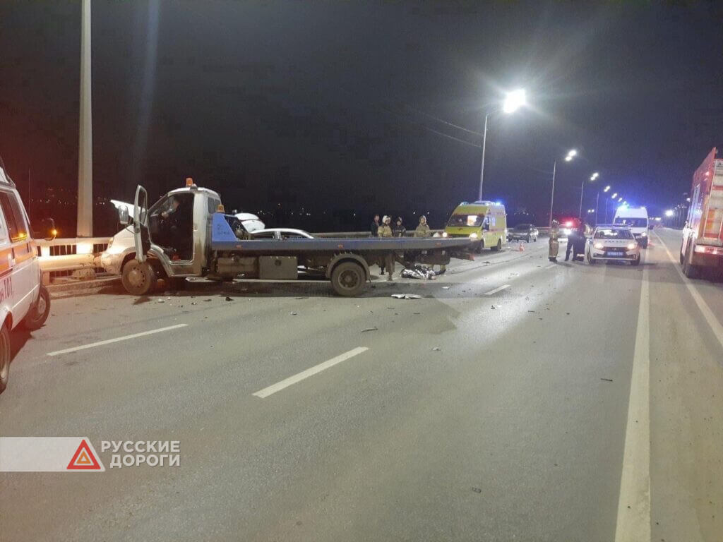 Двое погибли в ночном ДТП в Нижнем Новгороде