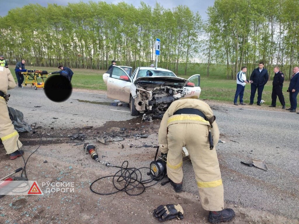 Две женщины разбились на трассе в Башкирии