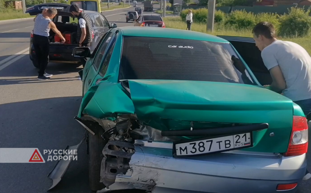 Массовая авария на пешеходном переходе в Чебоксарах