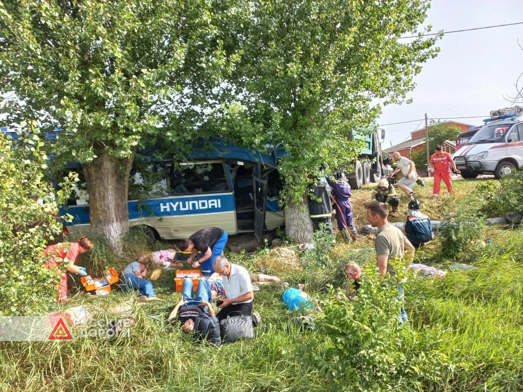 Четверо погибли в ДТП с автобусом на Кубани