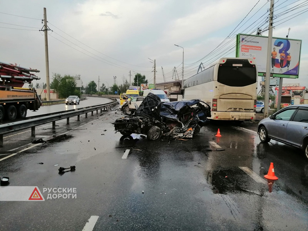 В Иркутске в аварии погиб 54-летний водитель «Короллы»
