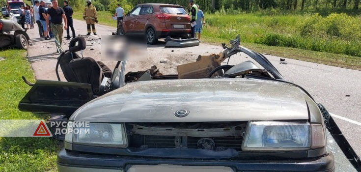 Opel разорвало на части в Пензенской области