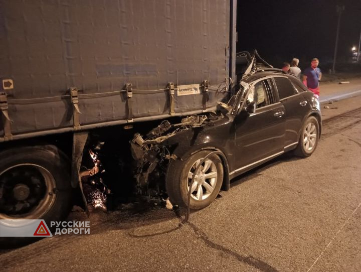Водитель автомобиля Infiniti разбился в Татарстане