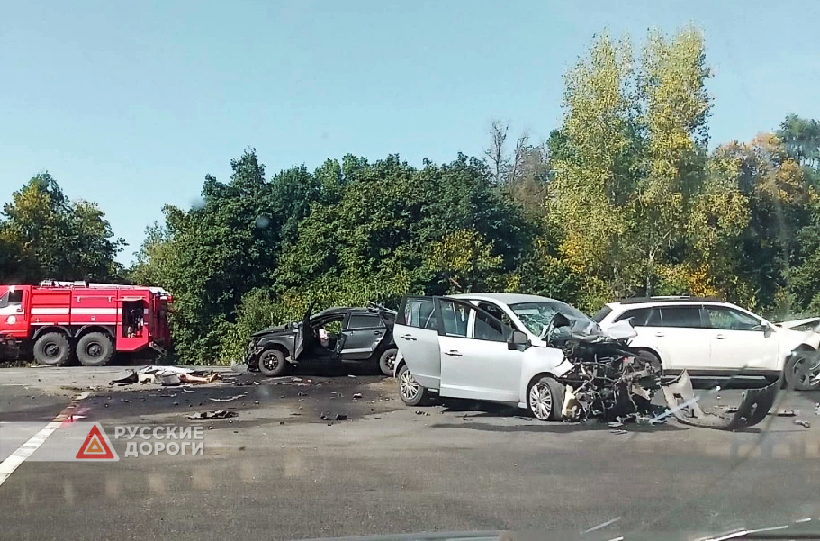 Двое мужчин погибли в массовом ДТП в Башкирии