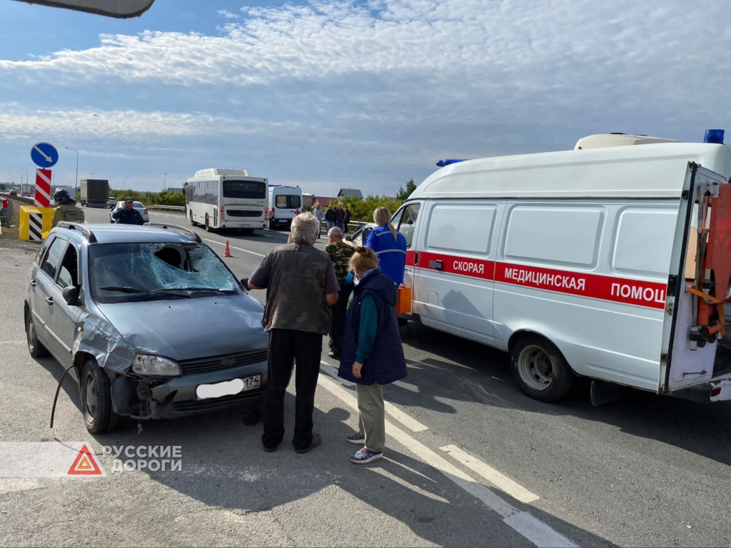 Пожилые супруги пострадали в массовом ДТП в Челябинской области