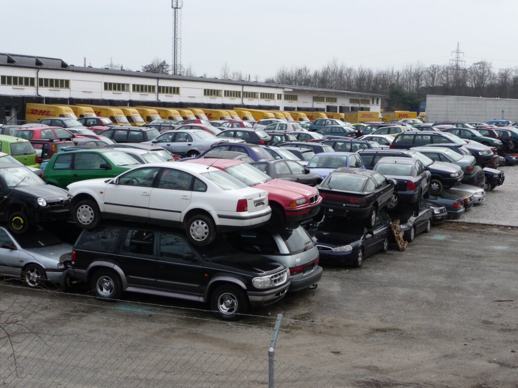 Renault займется вторичной переработкой автомобилей и планирует на этом заработать