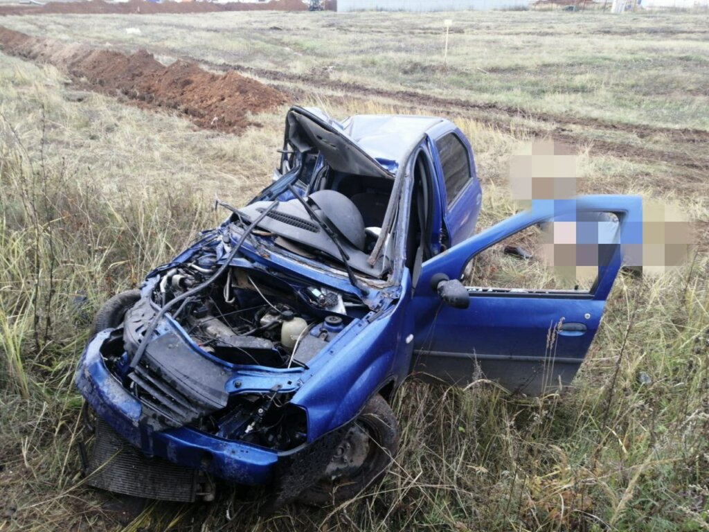 Водитель автомобиля Renault Logan погиб в результате ДТП в Елабуге