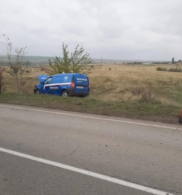 В Ростовской области автомобиль въехал в стадо баранов