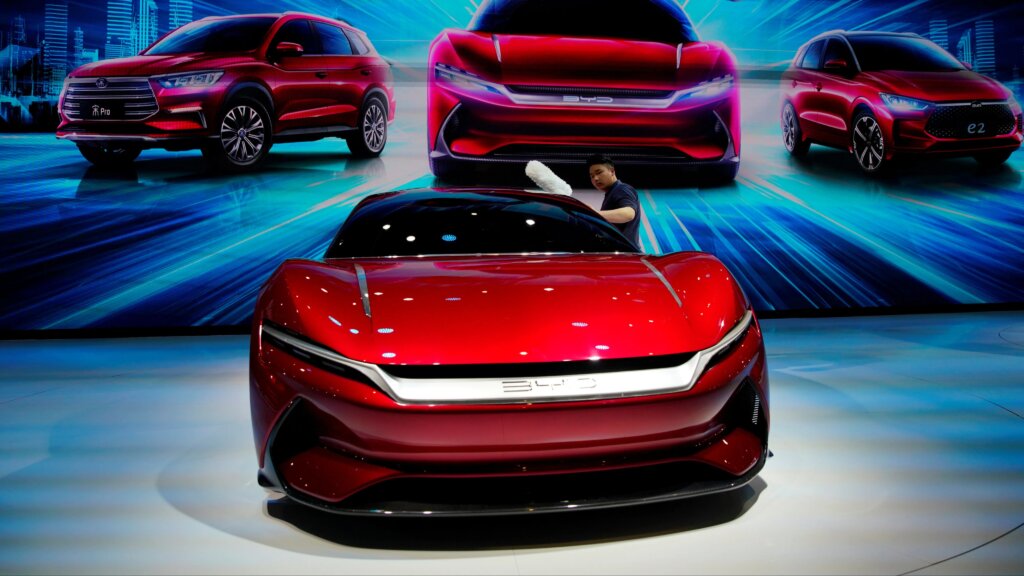 Компания BYD обогнала Tesla и стала мировым лидером по продаже электромобилей