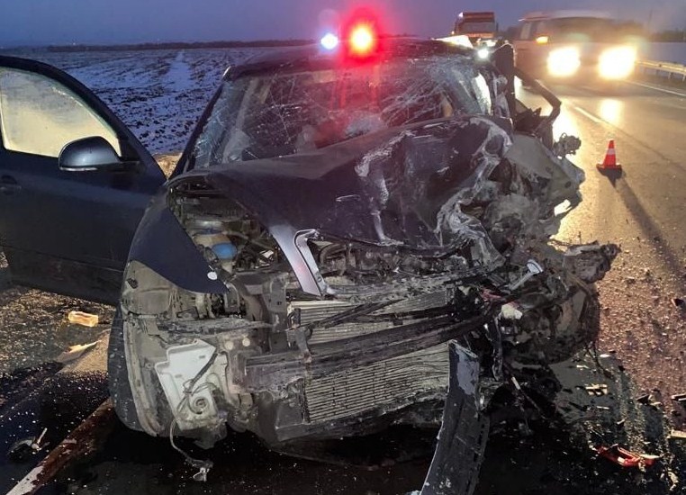 Водитель и пассажир &#171;Лады&#187; погибли на трассе Самара – Оренбург