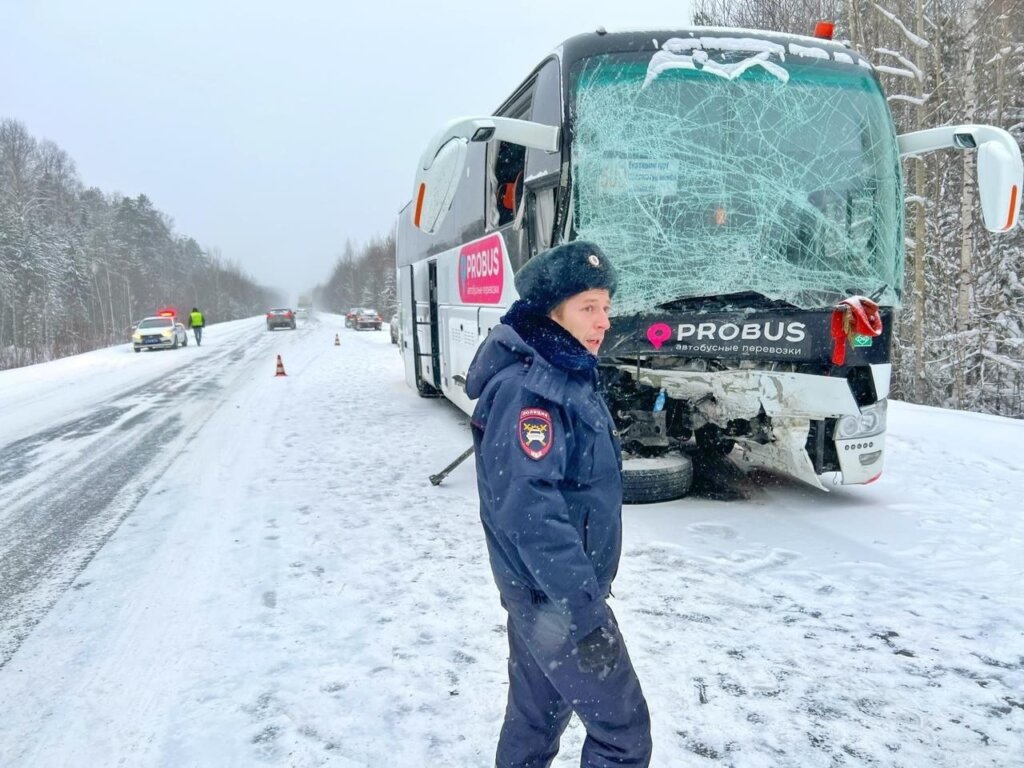 Депутат погиб в ДТП с автобусом в Свердловской области