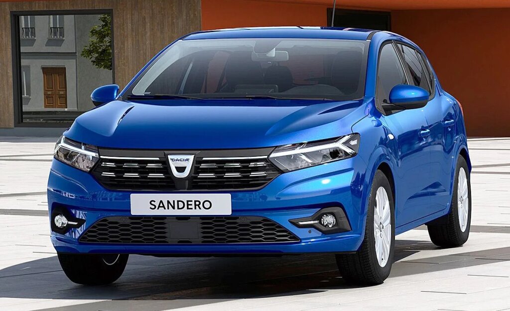 В России начались продажи нового Dacia Sandero
