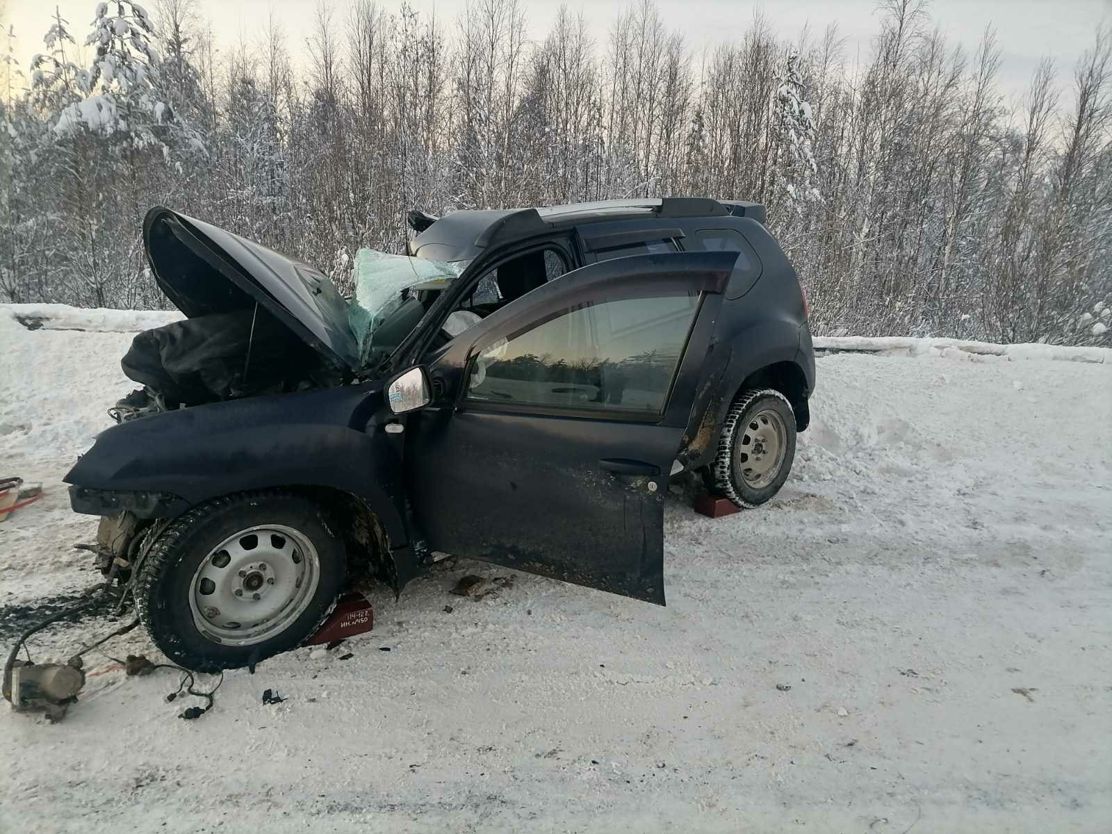 Две женщины и ребенок погибли в ДТП на трассе Сыктывкар - Ухта