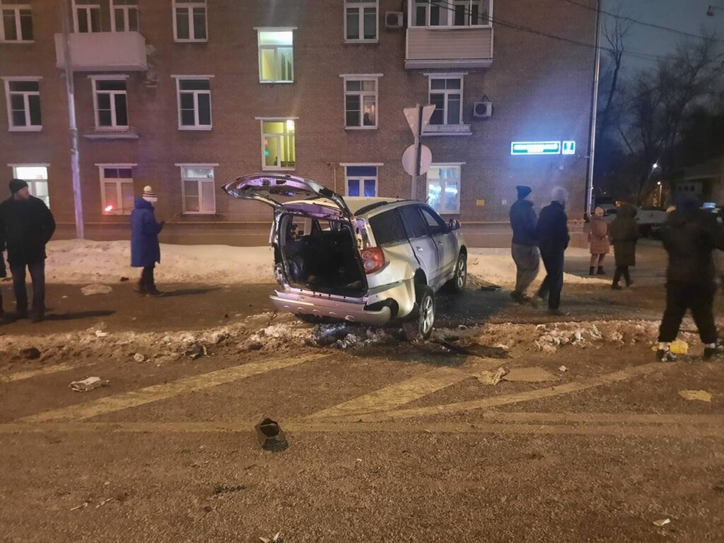 Директор магазина на Porsche под наркотическим опьянением устроил ДТП на Севастопольском проспекте