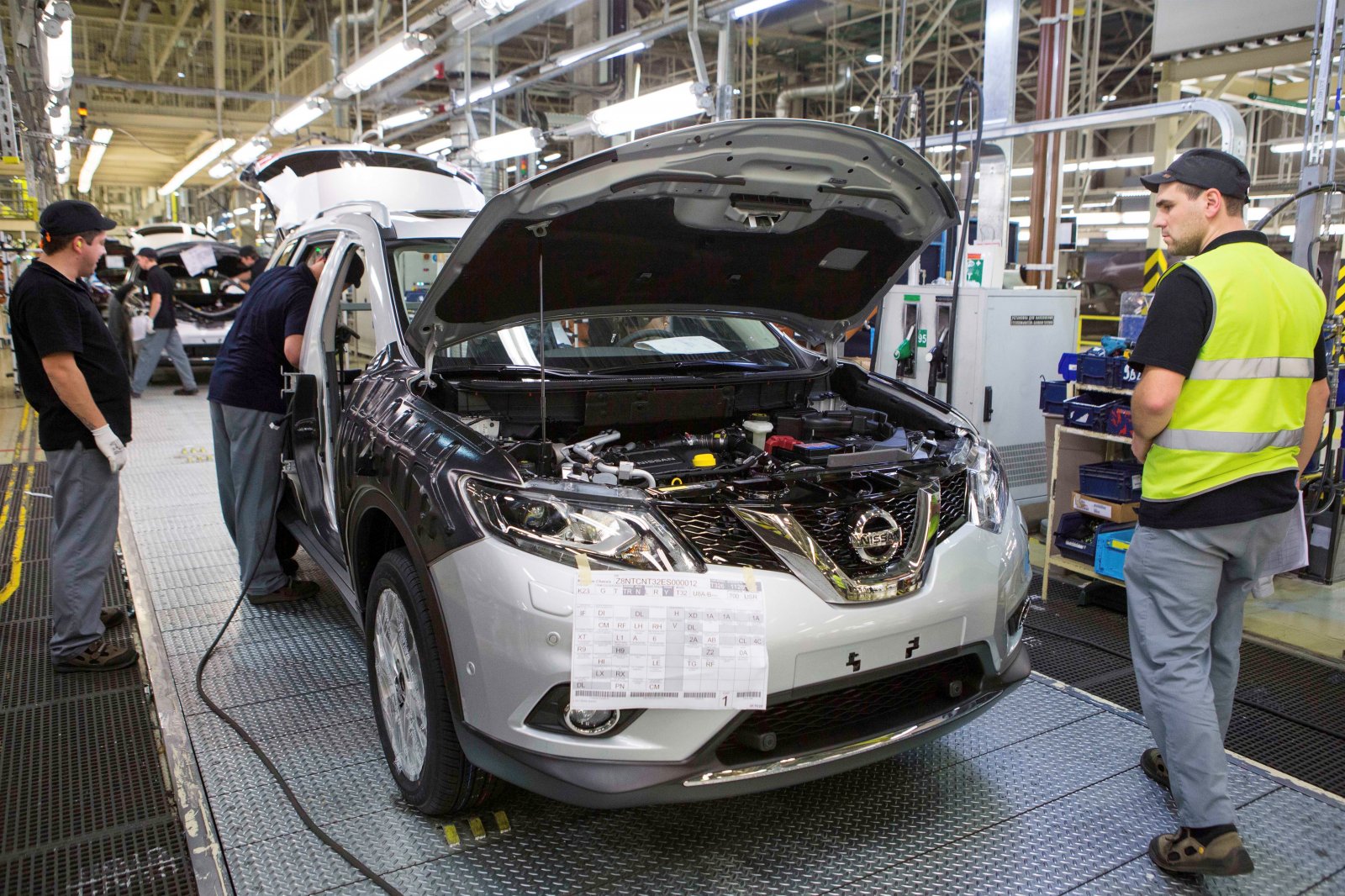 В каком городе выпускают. Nissan Qashqai завод. Автомобильный завод Ниссан в Санкт-Петербурге. Автозавод Ниссан. Завод Ниссан в Японии.