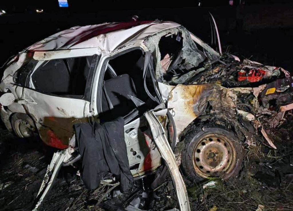 Toyota Land Cruiser и &#171;Лада&#187; столкнулись в Пензенской области: в отечественной машине никто не выжил