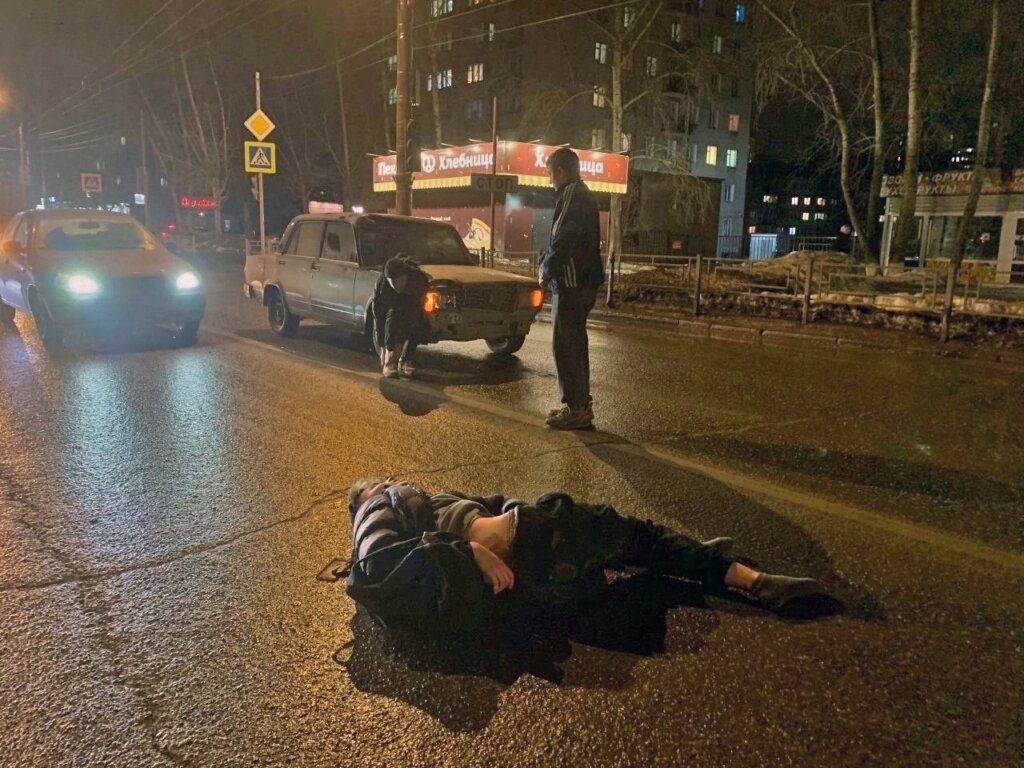 В Ижевске 18-летний лихач на &#171;семерке&#187; сбил пешехода