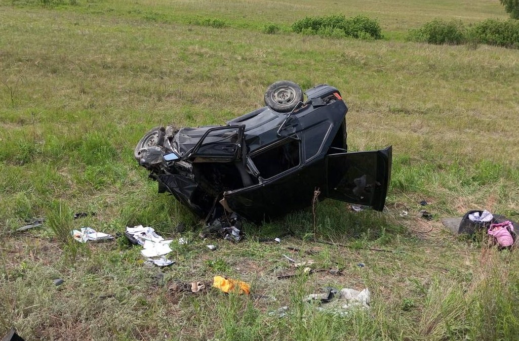 Лобовое столкновение на трассе в Челябинской области: погибли 6 человек