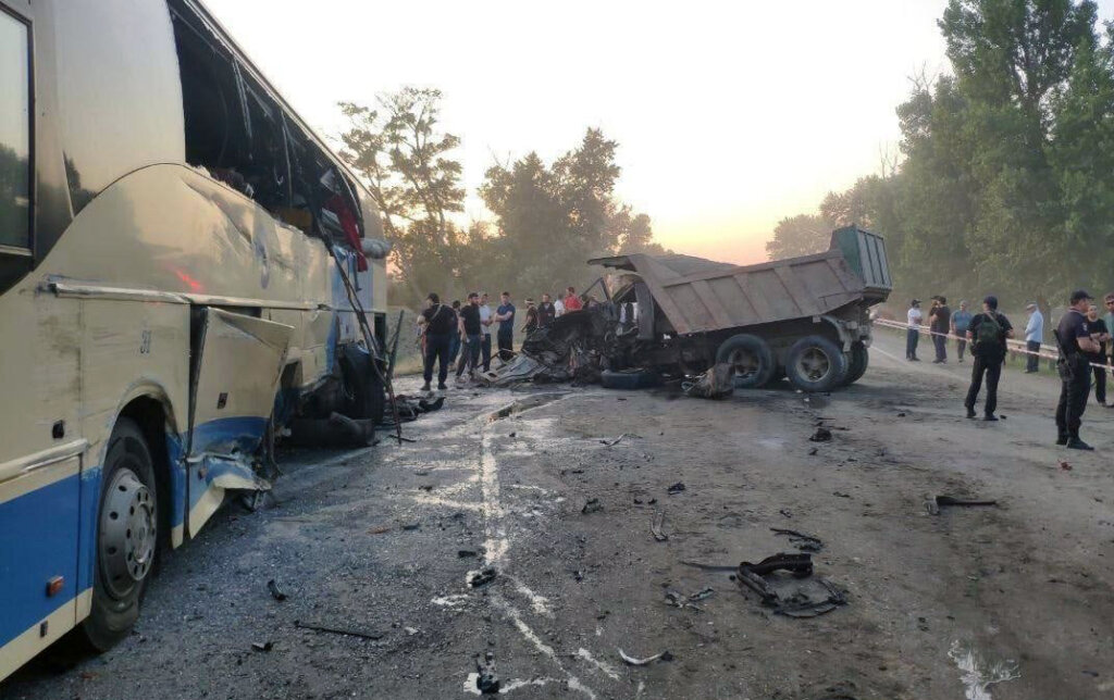 Девять человек погибли в крупном ДТП на трассе «Кавказ» в Дагестане