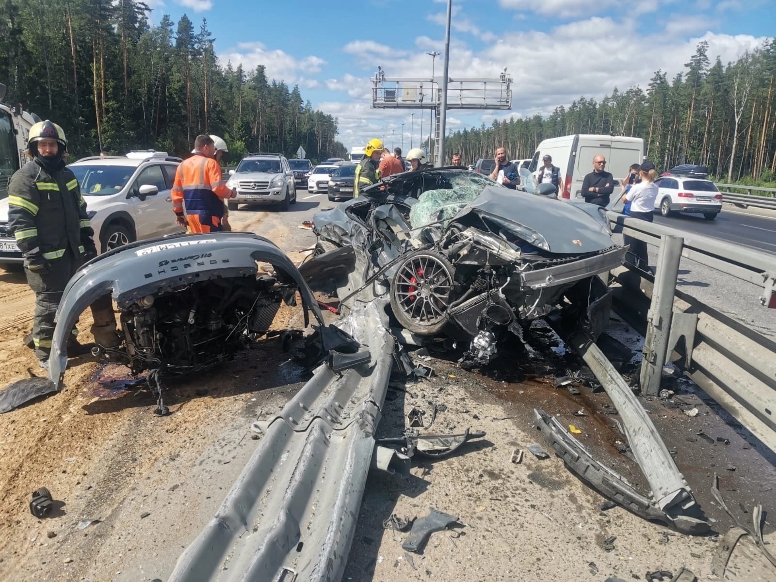 Трахнули в жопу за дтп порно видео