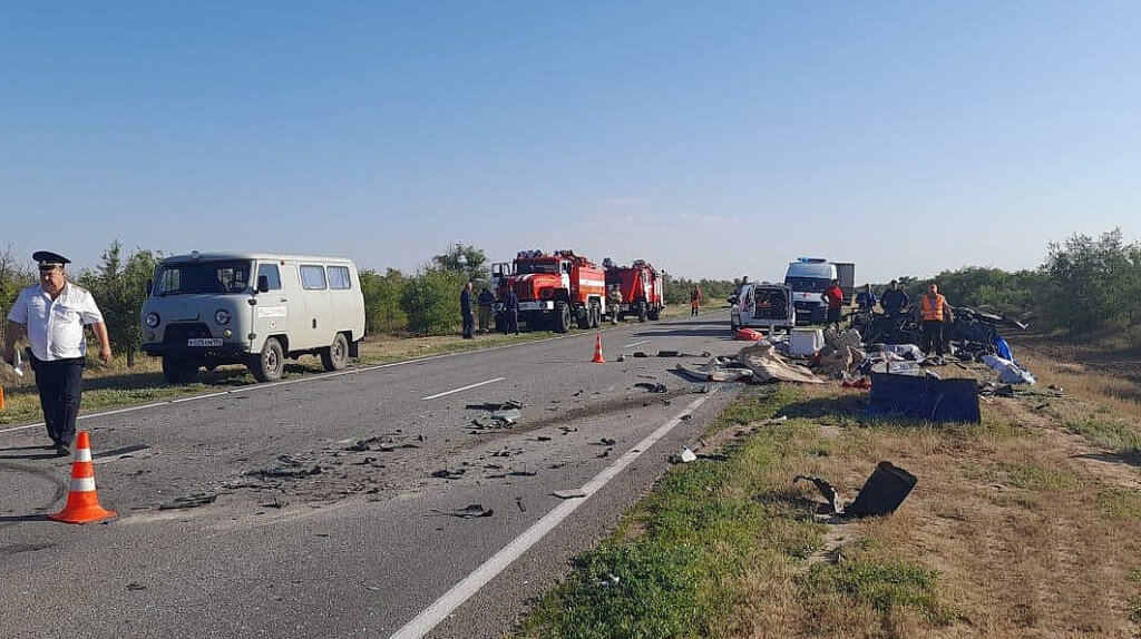 Трое взрослых и младенец погибли в ДТП в Волгоградской области