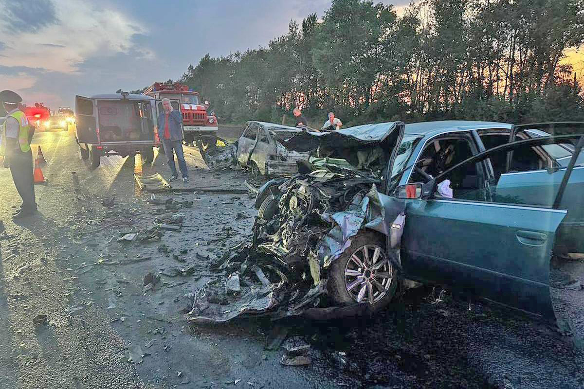 Огненное ДТП на трассе Курск - Воронеж: погибли три человека