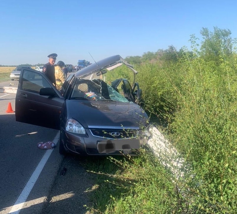 В Челябинской области отбойник прошил машину насквозь