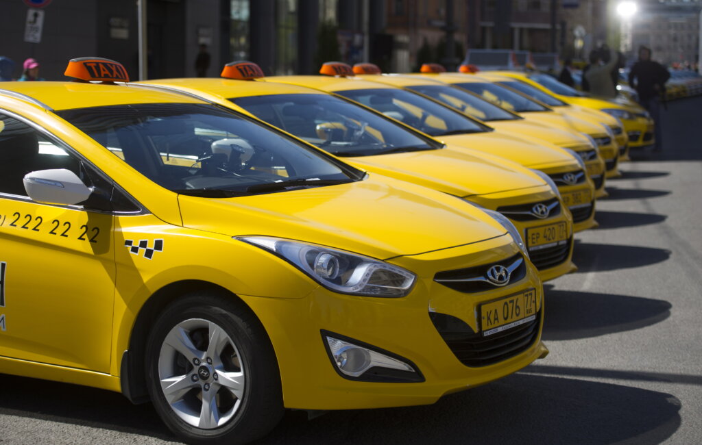 Цены на такси в России побили исторический рекорд
