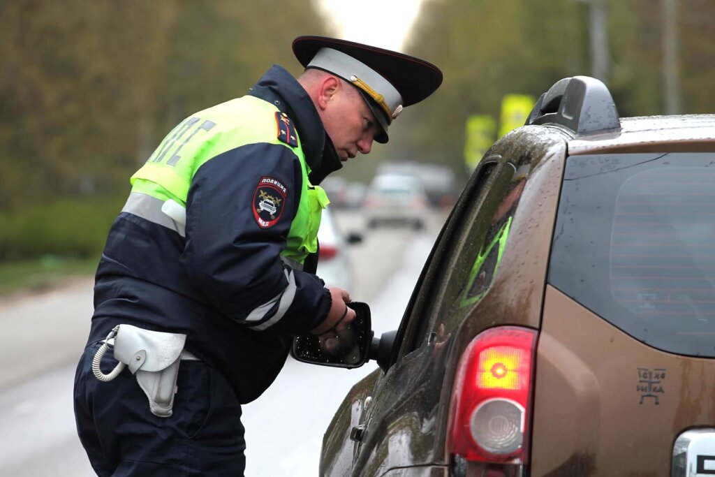 В России водителей начали штрафовать за неисправность АБС, а автомобили отправлять на штрафстоянку