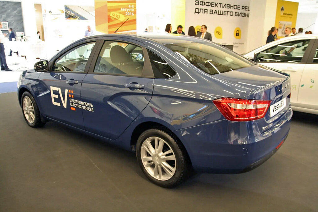 Lada Vesta станет электромобилем