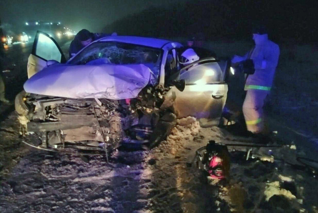 Две &#171;Тойоты&#187; и Hyundai столкнулись в Самарской области: погибли два человека