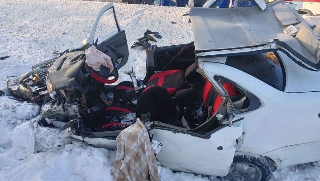 Лихач на BMW устроил смертельное ДТП в Самарской области: погибла многодетная мать