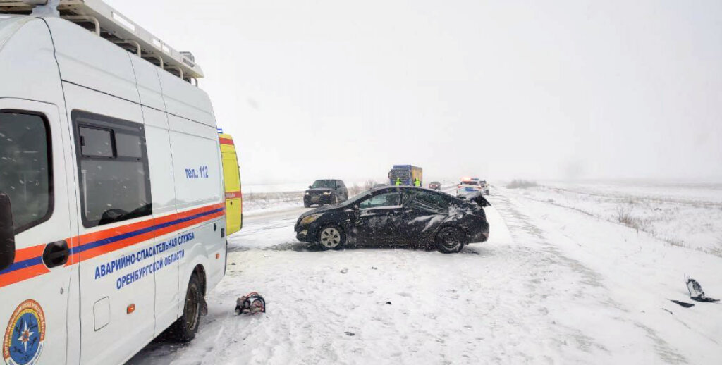 Массовое ДТП произошло в Оренбургской области: погибли 5 человек