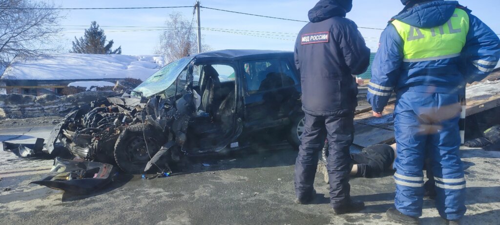 Момент смертельного ДТП под Самарой: Ford Fusion выехал на встречную полосу и столкнулся с двумя автомобилями