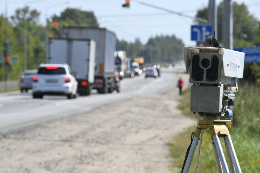 В России хотят запретить мобильные дорожные камеры
