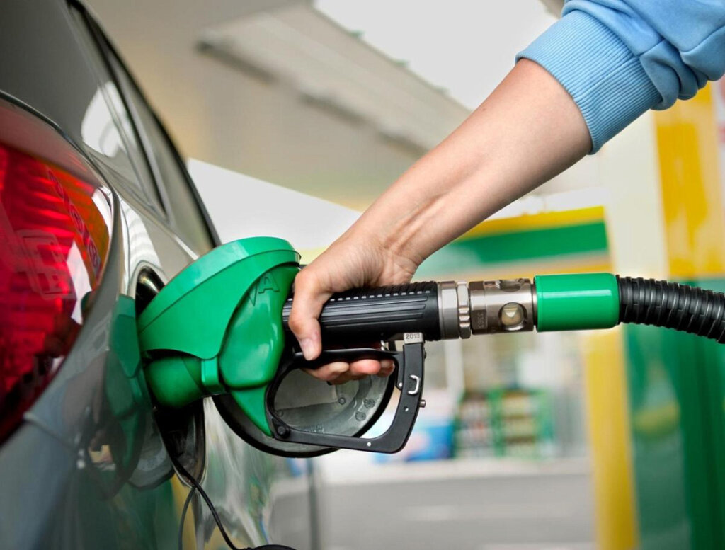 Эти три простых способа позволят сэкономить на бензине