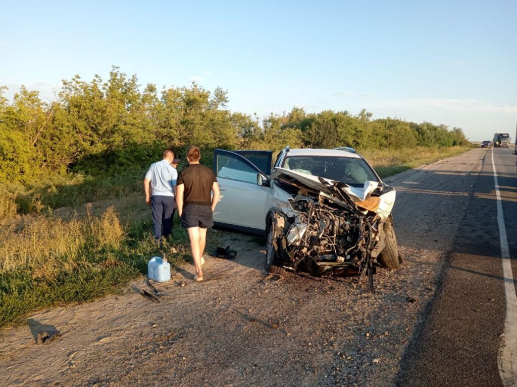 Видеорегистратор запечатлел момент массового ДТП на трассе в Волгоградской области: погиб ребенок