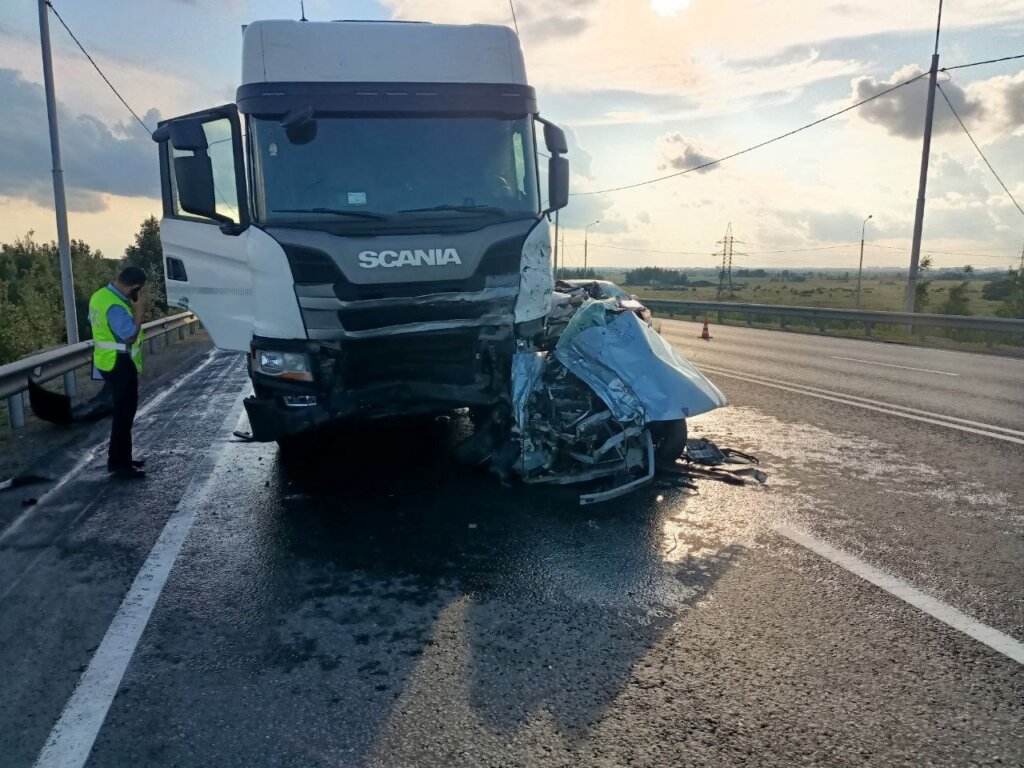 Видеорегистратор запечатлел последние секунды жизни водителя на трассе Омск &#8212; Новосибирск