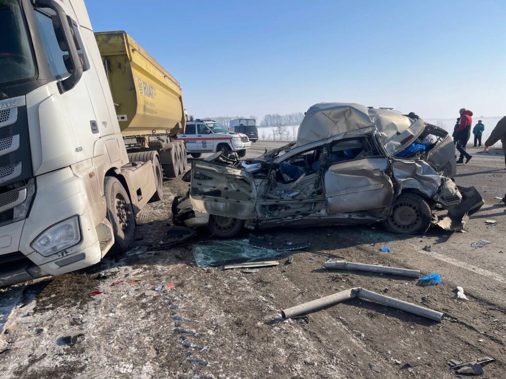 12 автомобилей столкнулись из-за тумана на трассе М-2 «Крым» под Курском