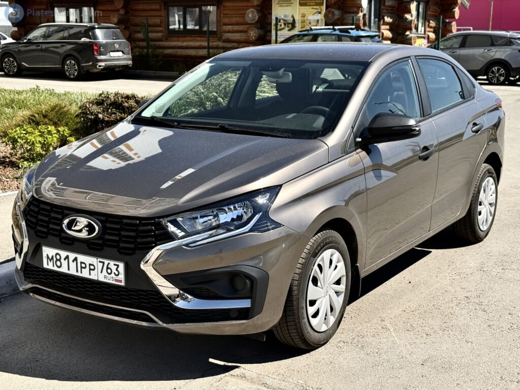 Первые фотографии Lada Iskra в самой доступной комплектации