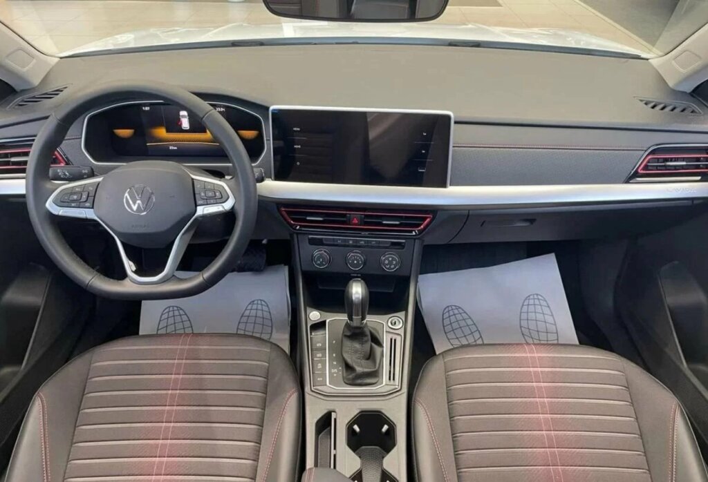 Новинка авторынка: в России начались продажи Volkswagen по цене Lada Vesta